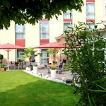 Philero 4* Colonia